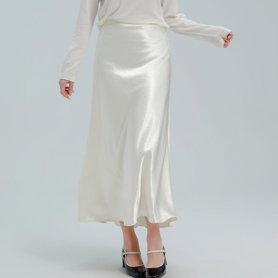 シャイニーサテンマーメイドスカート